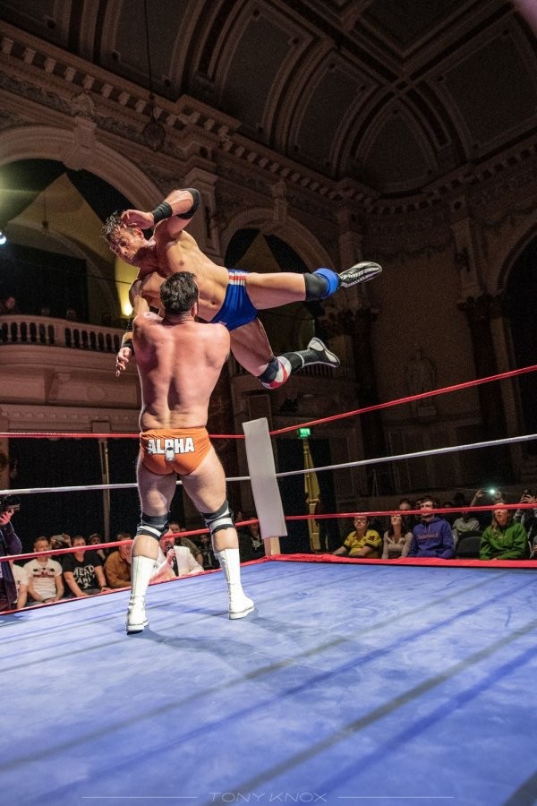 BRAND NEW COMPETITION: WIN a Family Ticket to see World Pro Wrestling - All Star Extravaganza at Leisure at Cheltenham