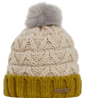 livvy-bobble-hat