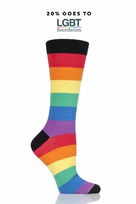 love-is-love-socks